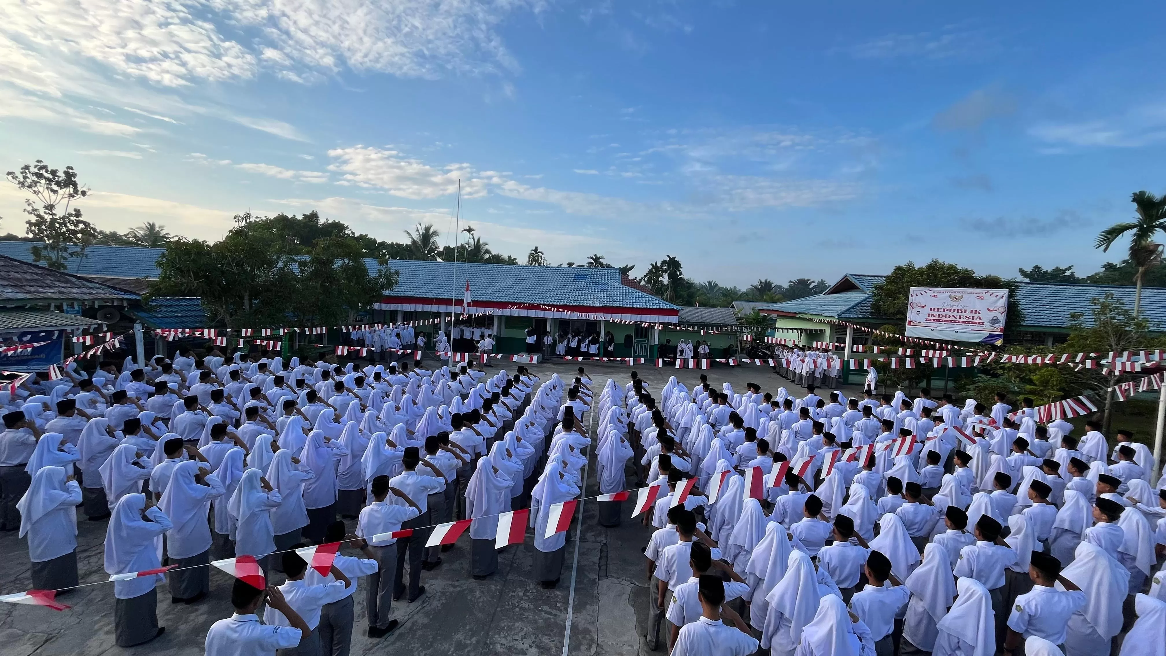Upacara Senin